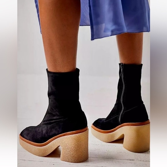 🖤FREE PEOPLE GIGI BLACK SUEDE ANKLE BOOTS 38 7.5 - Picture 2 of 9